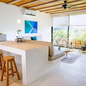 Saasil Penthouse Rooftop Pool , Tulum México